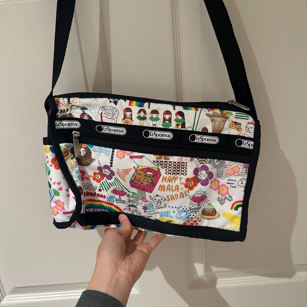 LE SPORTS SAC Crossbody Bag in Hawaii Theme Print - Picture 4 of 7